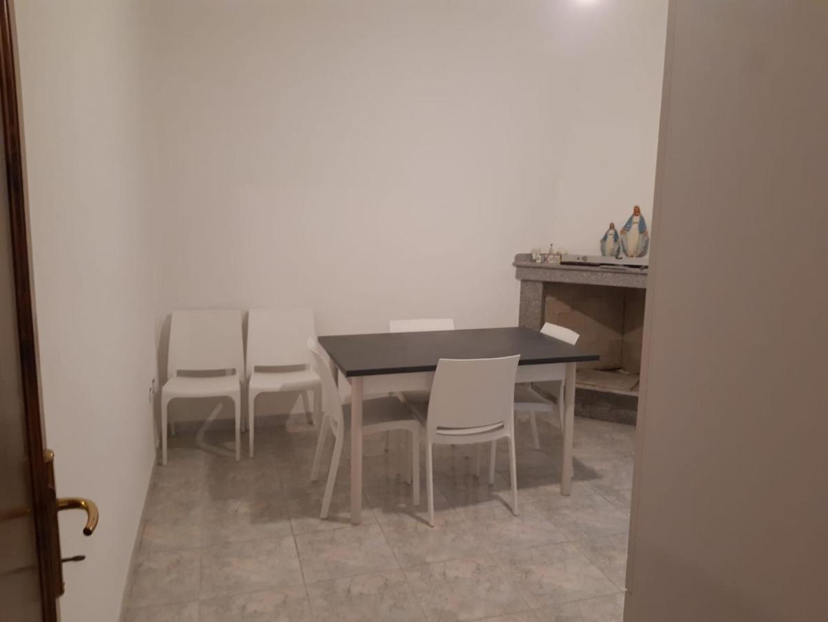 Appartamento Mare Sardegna Siniscola A 6 Km Da La Caletta Santa Lucia Capo Comino Berchida Eksteriør bilde